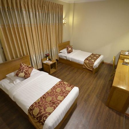 Inle Strand Hotel Науншве Екстер'єр фото