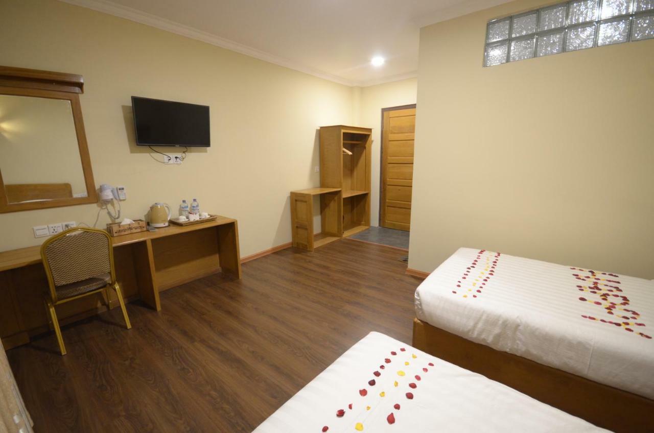 Inle Strand Hotel Науншве Екстер'єр фото