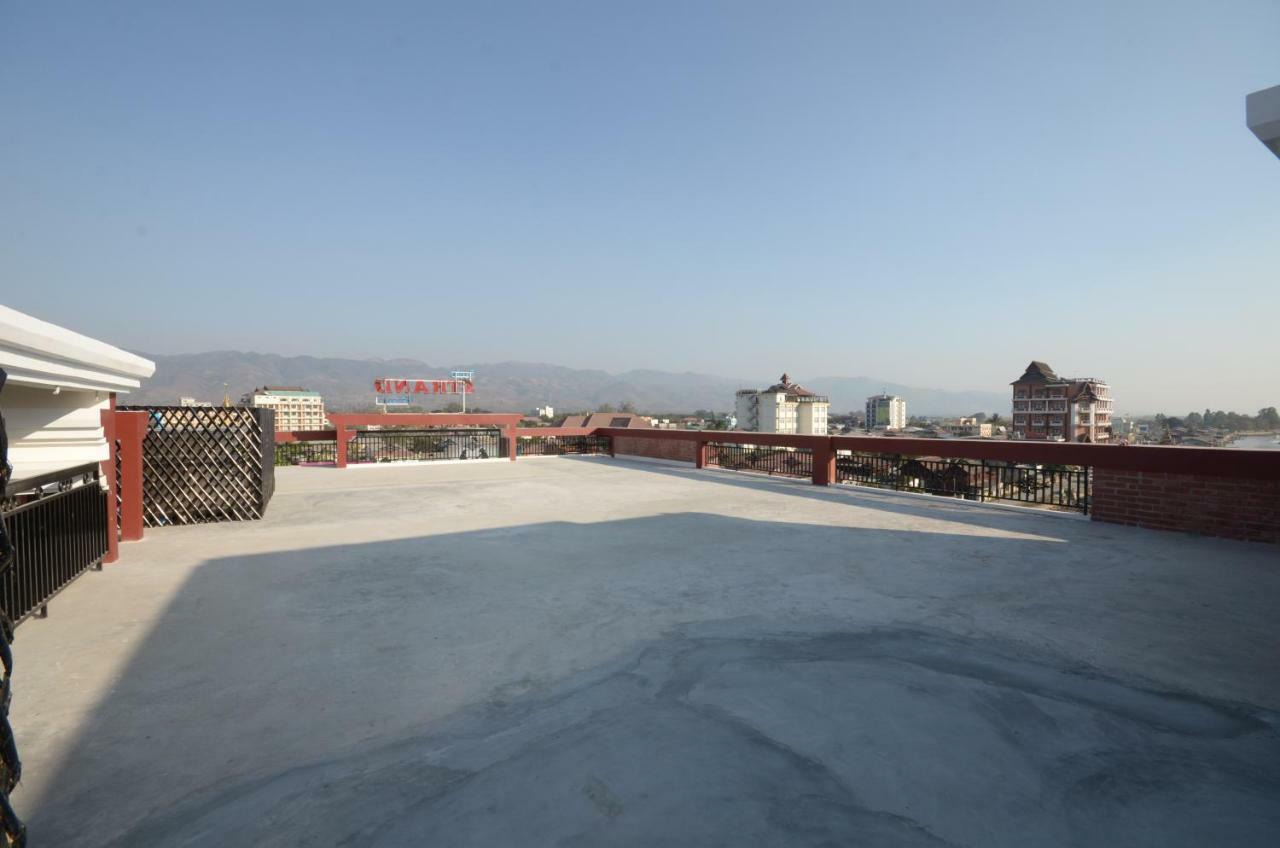Inle Strand Hotel Науншве Екстер'єр фото