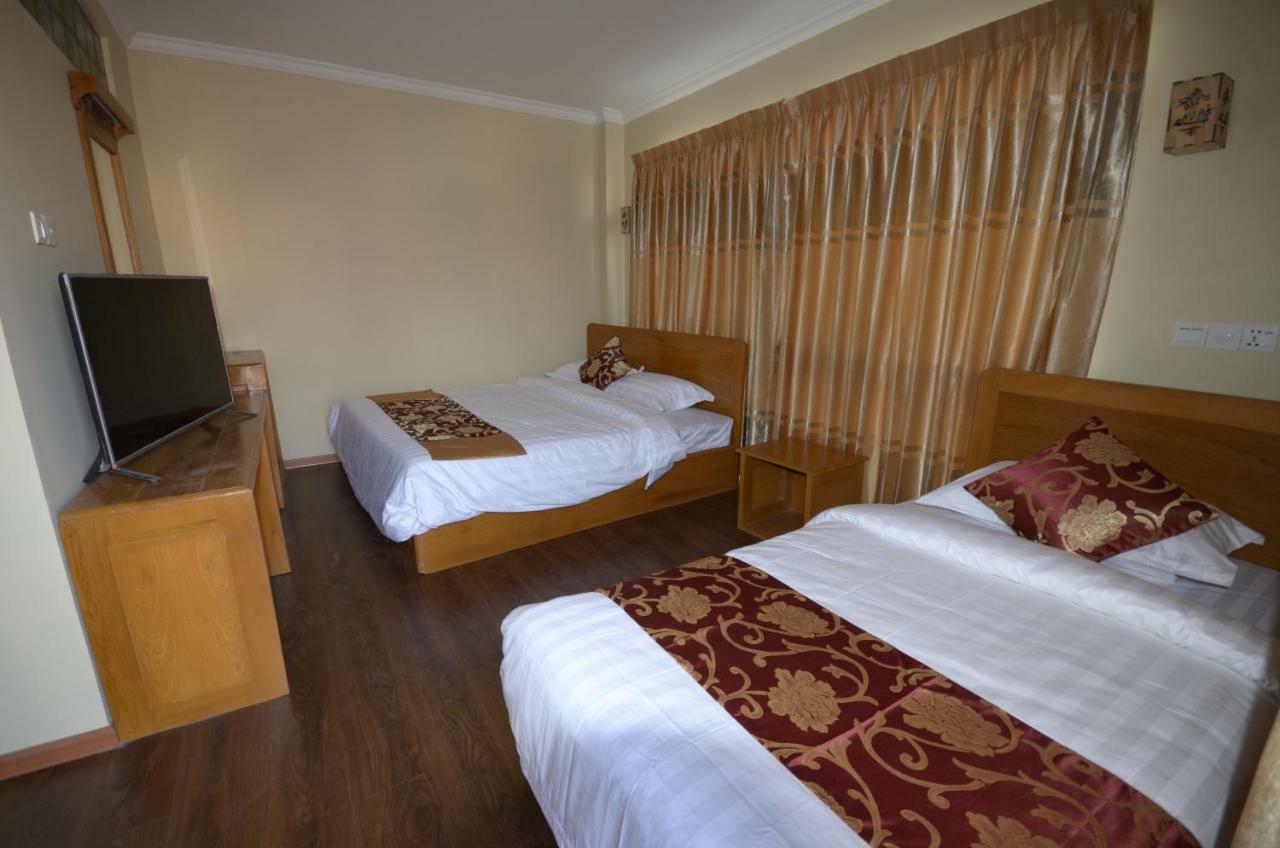 Inle Strand Hotel Науншве Екстер'єр фото